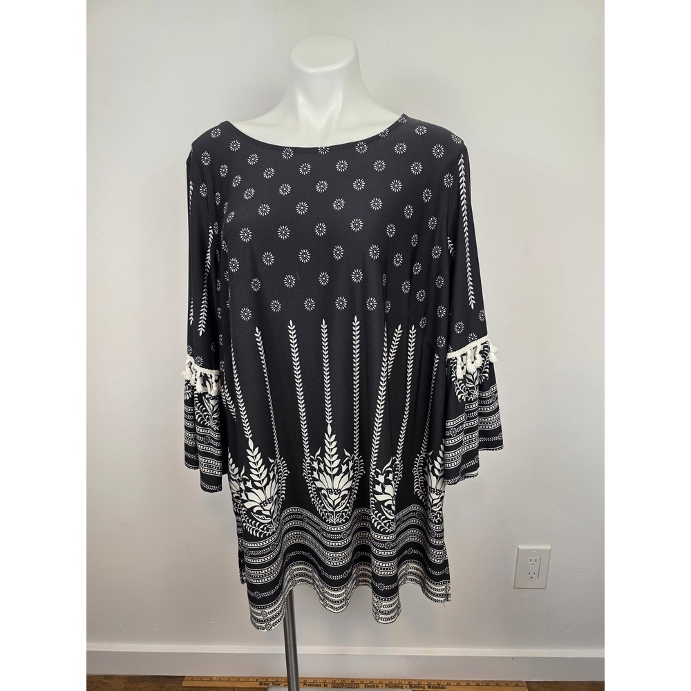 Ali Miles Black White Medallion Print Tassel Bell Sleeve Tunic Top 1X RN 127304